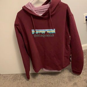 Maroon XL Patagonia sweatshirt